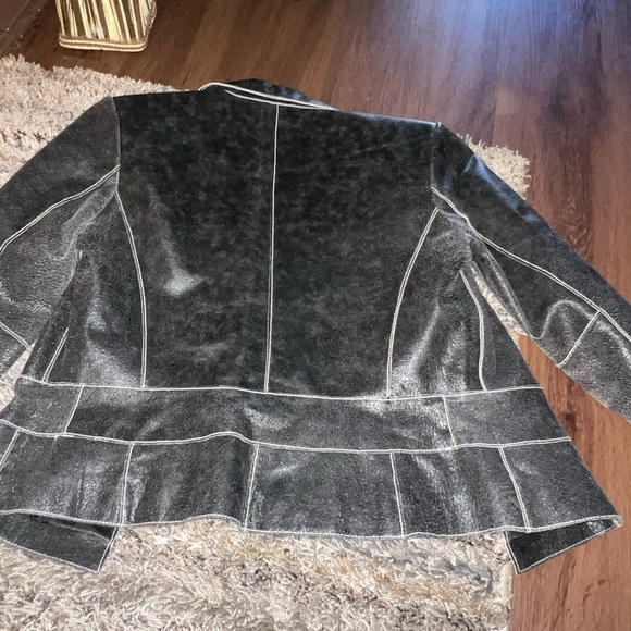 Newport News size 4 - Picture 3 of 3